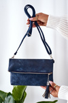 Сумка-клатч зі знімним ремінцем і бахромою синього кольору