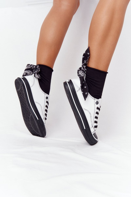 Жіночі шкіряні кросівки BIG STAR HH274147 біло-чорні