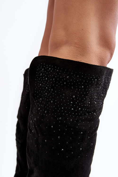 Жіночі декоровані чоботи на плоскому каблуці Чорні Cintya