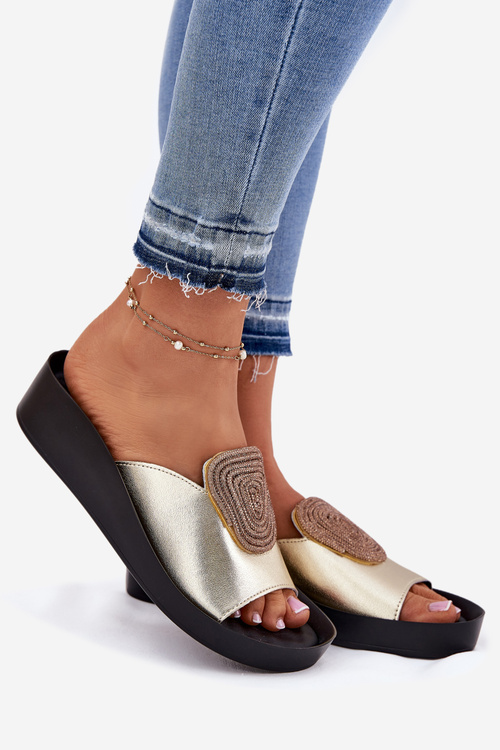 Жіночі Шкіряні Сандалі З Декором KV51-028 Золоті