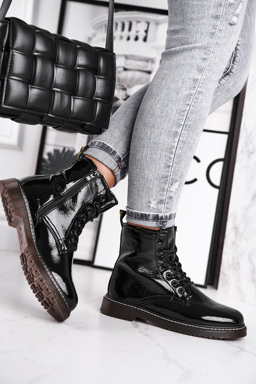 Жіночі чоботи на плоскій підошві лаковані Чорні Marita