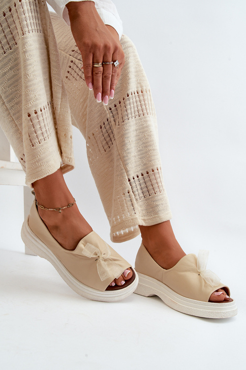 Світло-бежеві шкіряні жіночі босоніжки з бантом Zazoo 2939