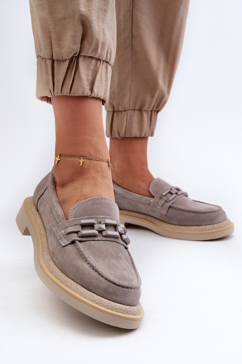 Жіночі замшеві мокасини на плоскій каблуці з декором D&A TW101 сірі