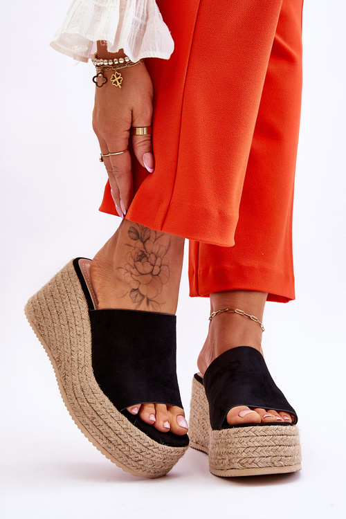 Жіночі тапочки на танкетці та платформі чорні Ysabel