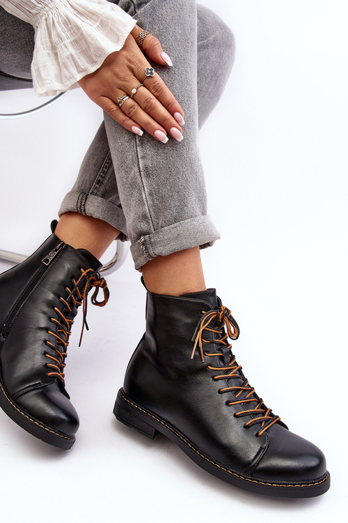 Жіночі шкіряні ботильйони чорного кольору Етель