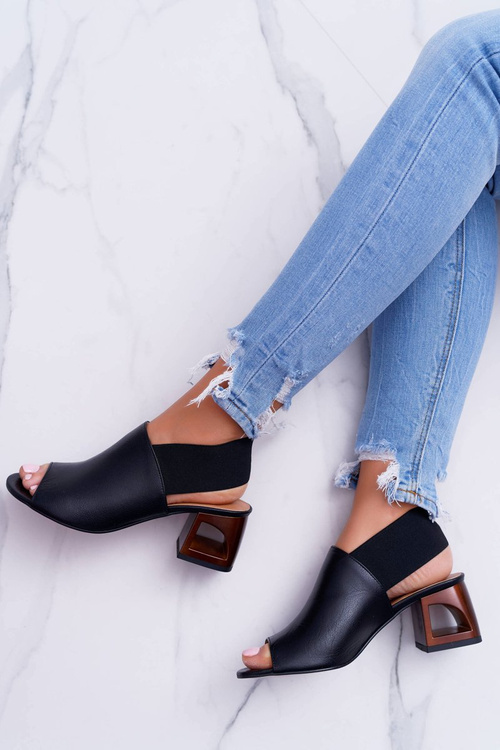 Чорні шкіряні босоніжки без лямок Laura Messi 1919