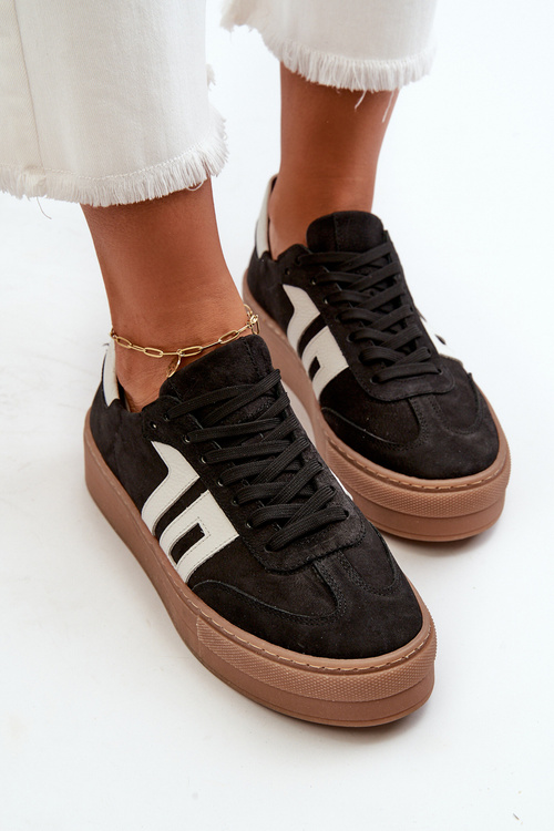 Чорні шкіряні жіночі кросівки на платформі Zazoo N1095S2