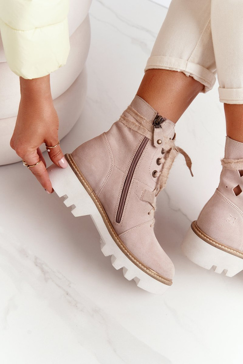 Замшеві ажурні чоботи Maciejka Бежеві 05033-04