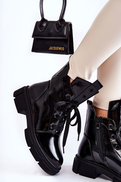 Жіночі теплі лаковані черевики Workers Black Efemia