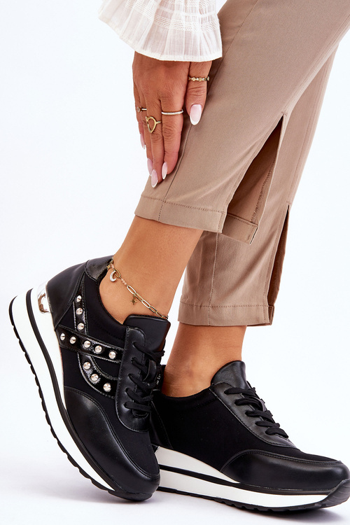 Чорні кросівки Adley з шипами