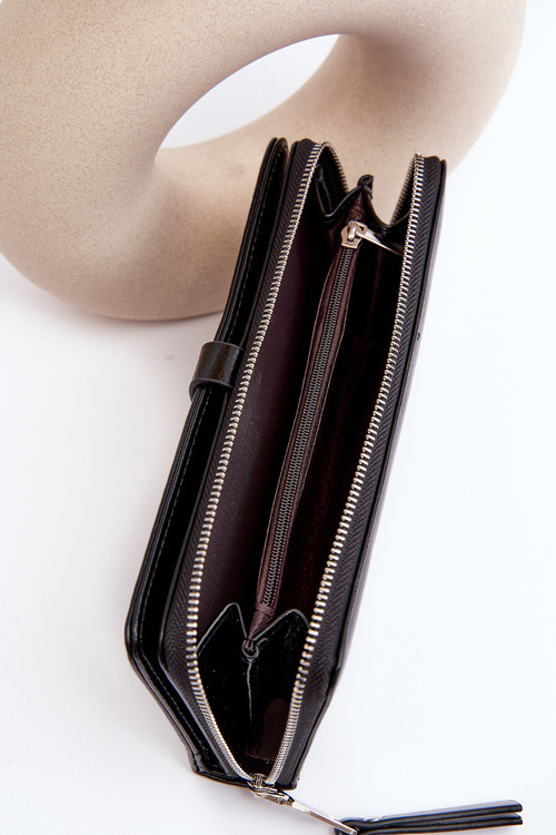 Жіночий лакований гаманець з магнітом Black Bielia