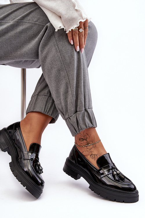 Лофери з бахромою Лаковані туфлі Чорні Velenase