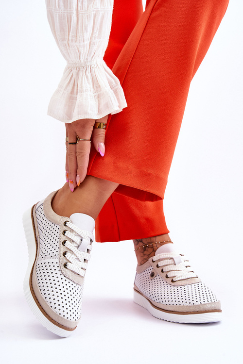 Модне шкіряне ажурне спортивне взуття біло-золотого кольору Cantare