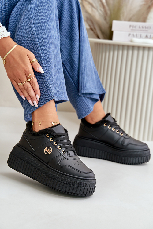 Кросівки жіночі спортивні утеплені на масивній підошві Black Verissha