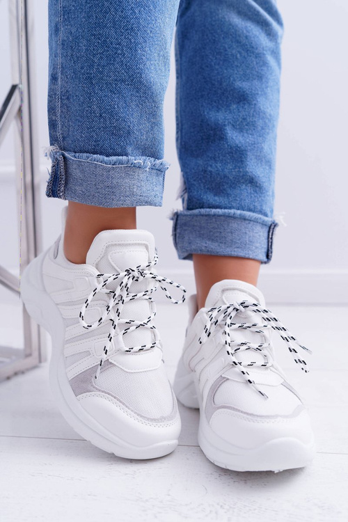 Спортивні жіночі туфлі на товстій підошві білі Fina