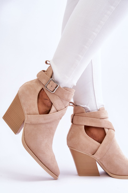 Жіночі замшеві ковбойські чоботи бежеві Dennise