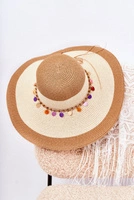 Коричневий, бежевий || Бежевий