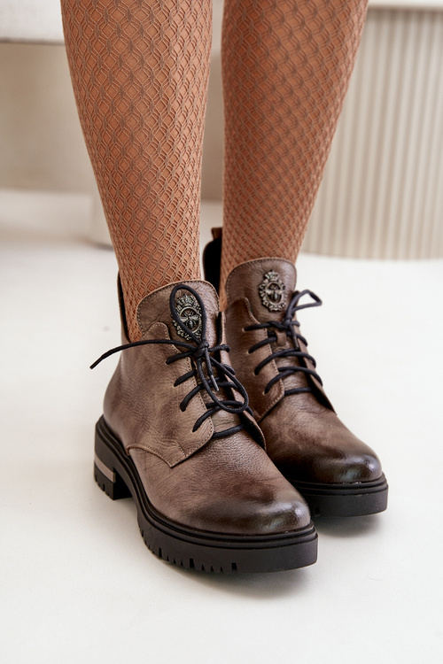 Жіночі шкіряні ботильйони на плоскому каблуці бежеві Charline