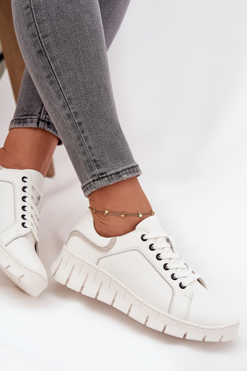 Шкіряне жіноче взуття на шнурівці Vinceza 41493 Біле