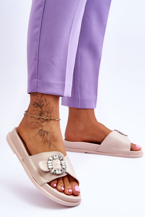 Жіночі тапочки на платформі з декором бежеві Beneca