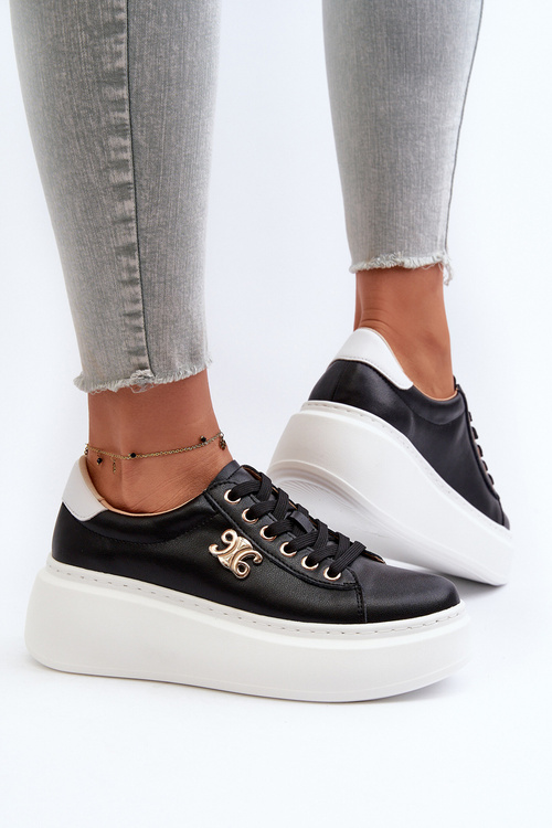 Чорні жіночі шкіряні кросівки на платформі Pernalia