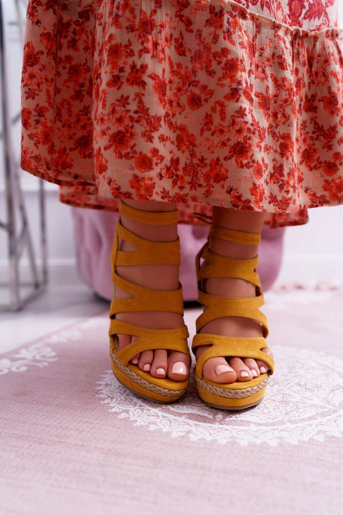 Жіночі босоніжки на стрейч анкор жовті Liluena