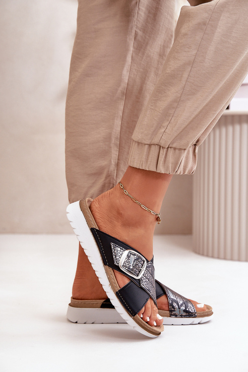 Зручні жіночі тапочки з пряжкою Inblu CN000032 Чорні