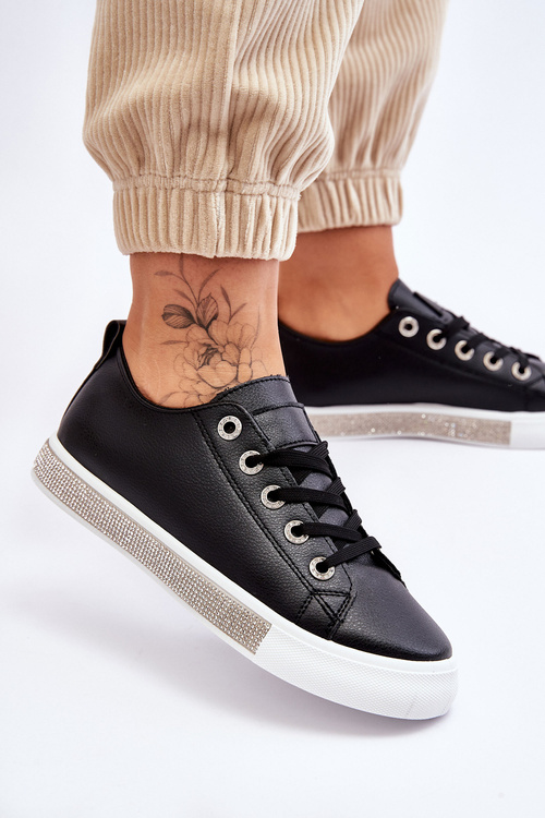 Жіночі низькі кросівки з форсунками Чорно-білі Demira