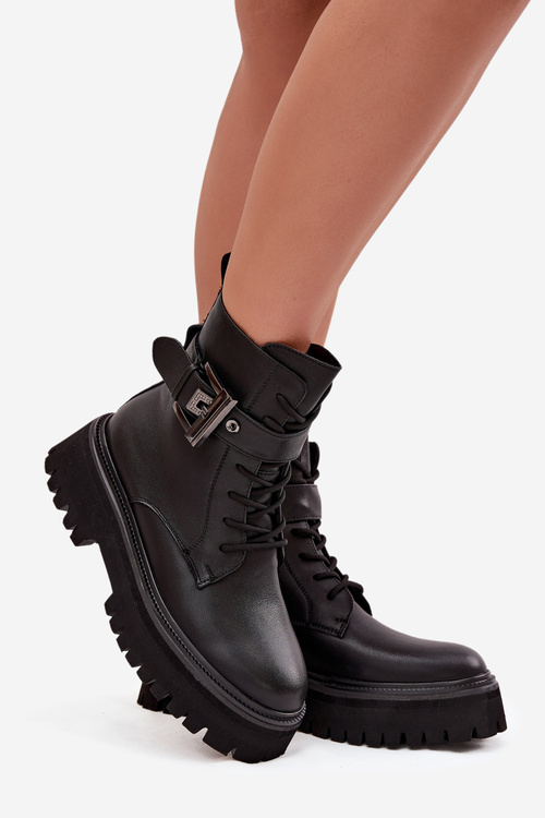 Шкіряні жіночі робочі черевики утеплені з декоративною пряжкою D&A MK52-032 Чорні