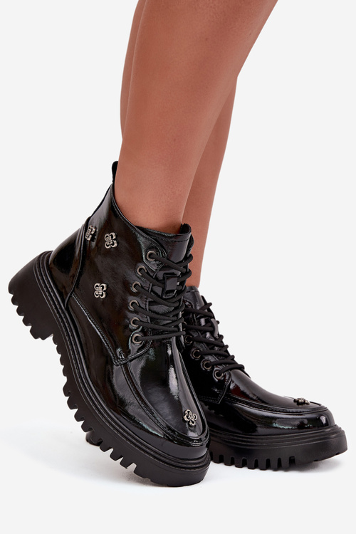 Шкіряні утеплені жіночі чоботи з оздобленнями Artiker 57C0345 Чорні