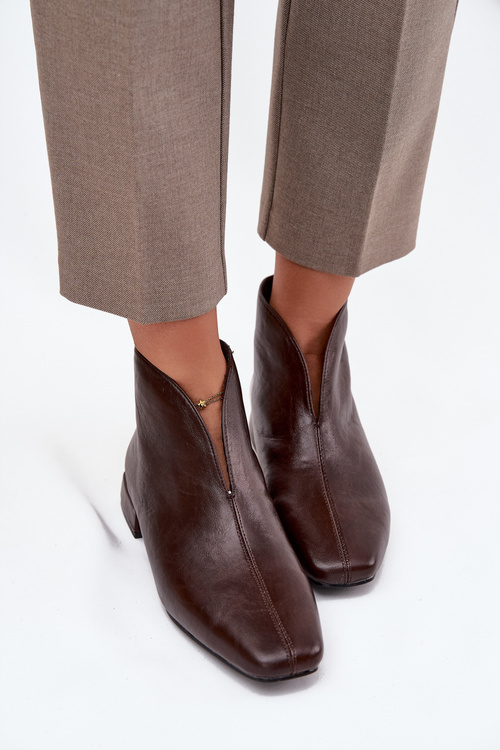 Жіночі полусапожки з ніжним каблуком шоколадні Elvienne