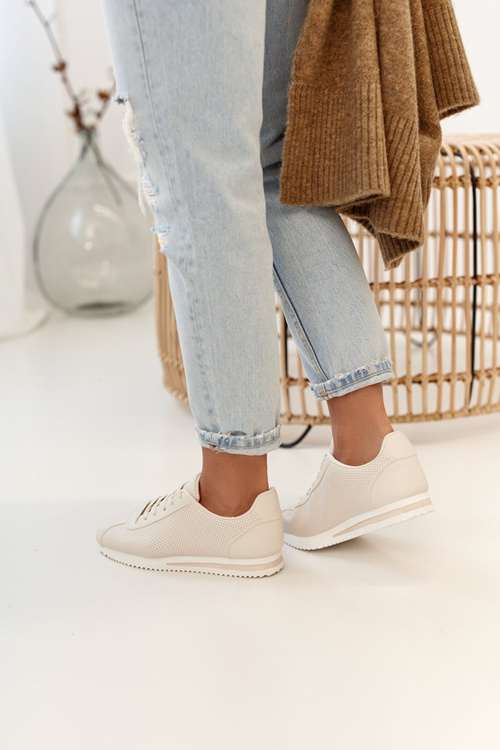 Жіноче спортивне взуття Кросівки Бежеві Nova