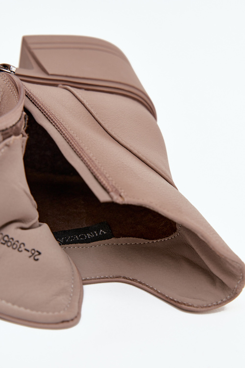 Жіночі шкіряні черевики на платформі з опалюванням Vinceza 39950 бежеві