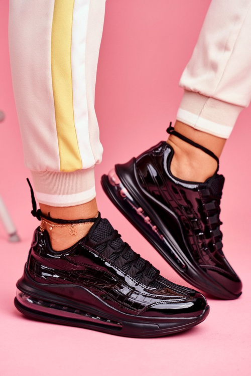 Жіноче спортивне взуття Кросівки лаковані чорні Meff