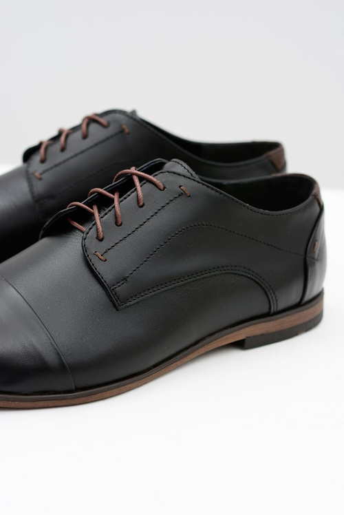 Чорні чоловічі шкіряні півчеревики Livio