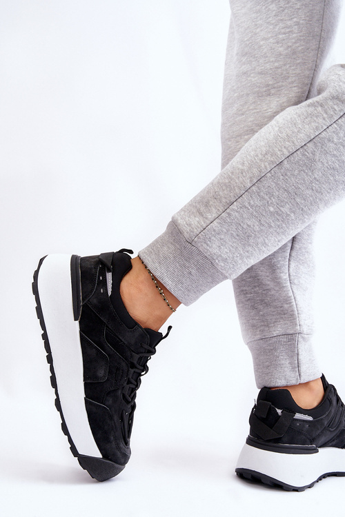 Жіноче спортивне взуття на платформі чорні Dakari