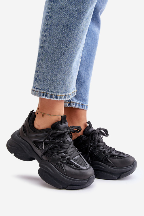 Жіночі кросівки на масивній підошві Чорні Amoserna