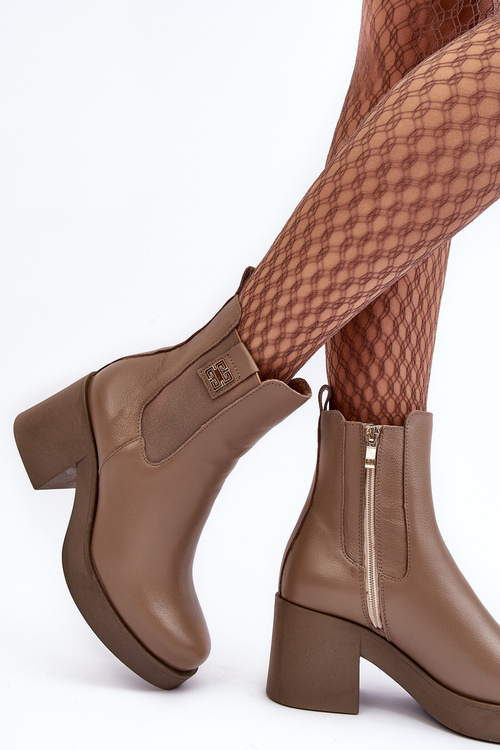 Шкіряні жіночі чоботи на підборах Lemar Brown Kodra
