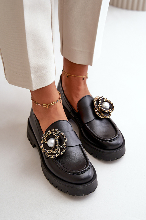 Шкіряні лофери із золотим декором CheBello 4291