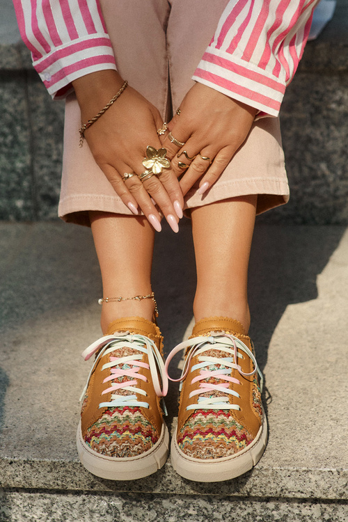 Жіночі Шкіряні Полуботинки Maciejka 05850-29 Мультicolore