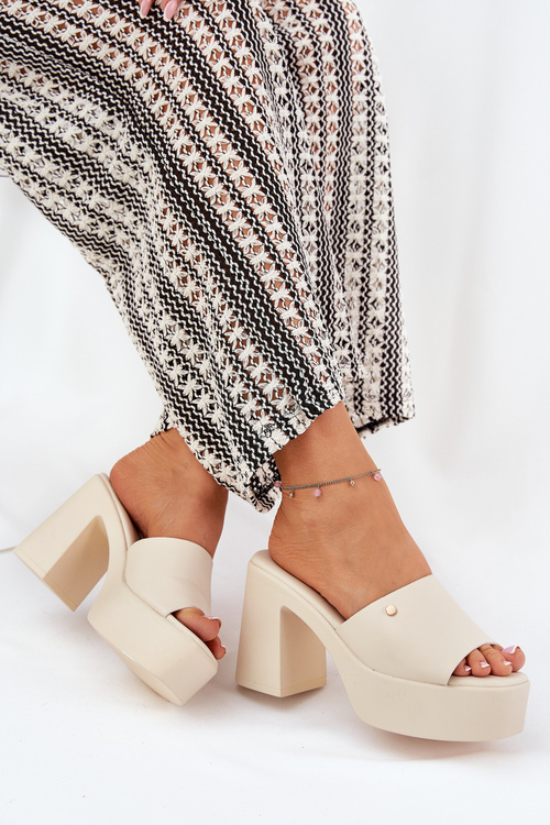 Жіночі Сандалі З Еко Шкіри На Каблуку І Платформі Світло Бежеві Tamirella