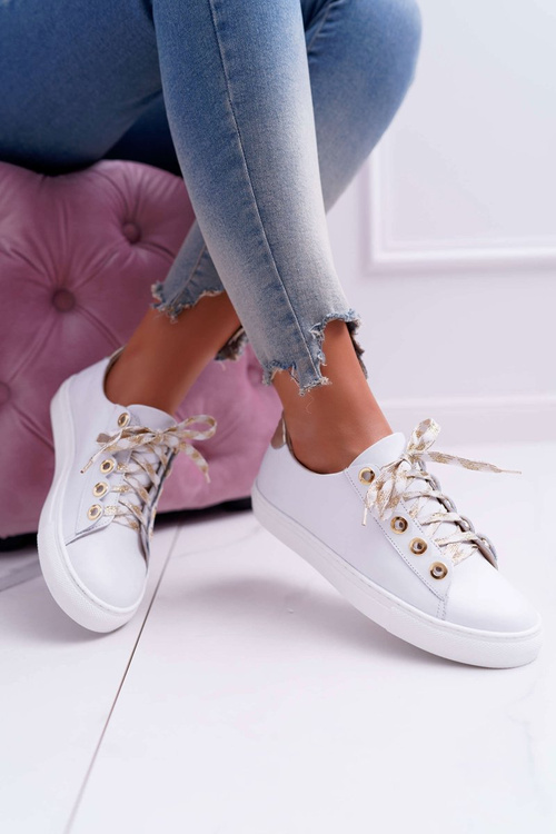 Жіночі шкіряні кросівки білі Viss