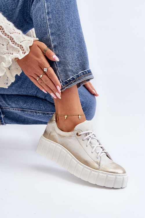 Жіночі шкіряні лофери на товстій підошві Zazoo 2919 золоті