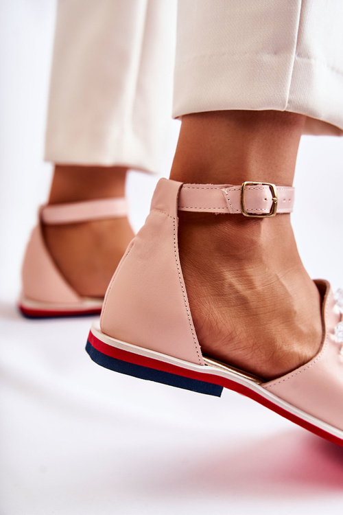 Жіночі шкіряні босоніжки з декором світло-рожева Nevassa