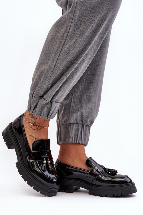 Лофери з бахромою Лаковані туфлі Чорні Velenase