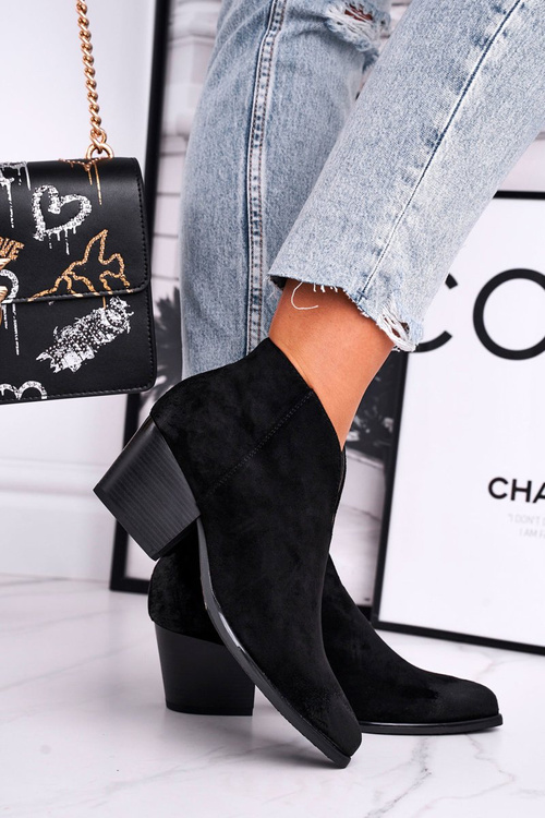Жіночі чоботи на каблуці чорні кращий вибір