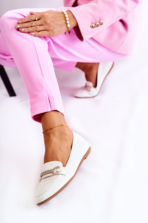 Жіночі шкіряні лофери білі Godley