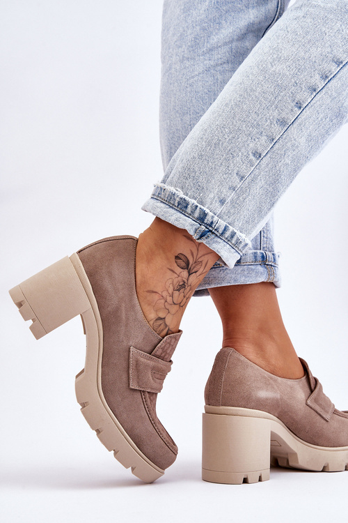 Темно-бежеві замшеві туфлі на підборах і платформі Arabell