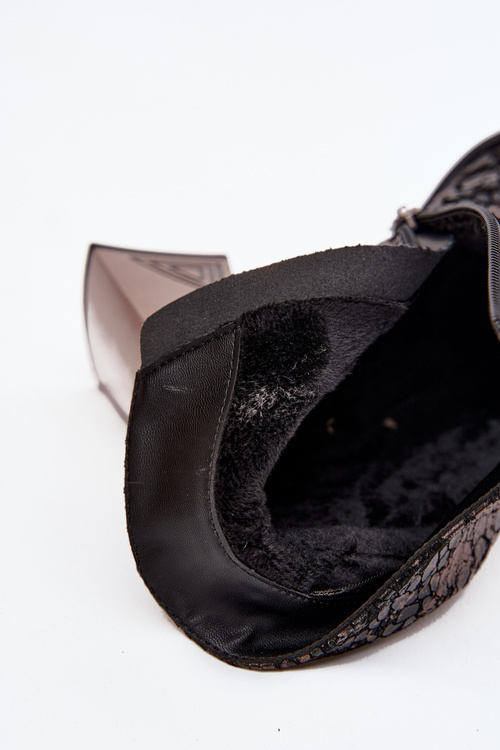 Шкіряні жіночі чоботи на підборах D&A CR52-679 Чорні