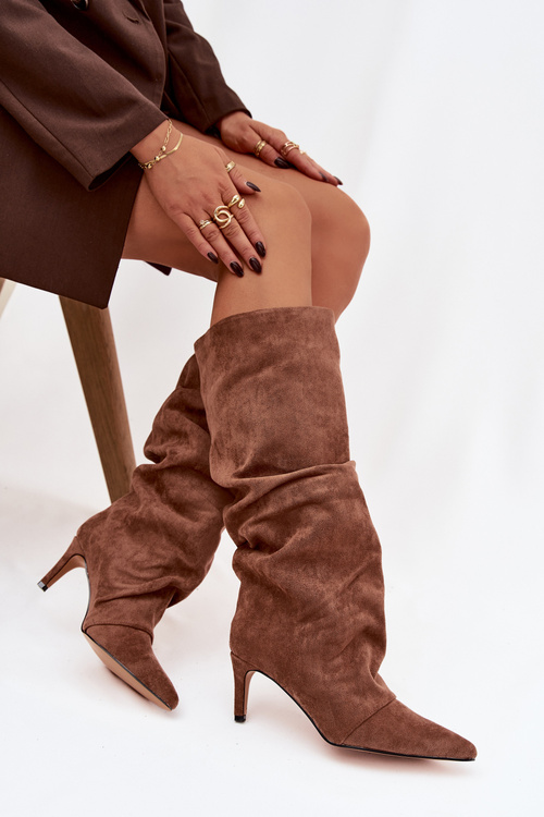 Зморщені Чоботи на Каблуці з Еко Замшу з Обігрівом Темно-Бежеві Mavella